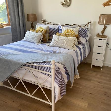 Oak Valley Lodges & Camping Pett מראה חיצוני תמונה