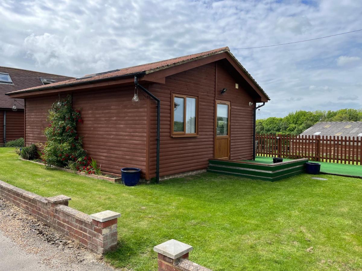 Oak Valley Lodges & Camping Pett מראה חיצוני תמונה