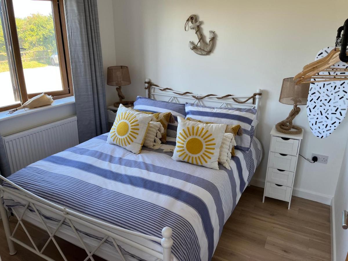 Oak Valley Lodges & Camping Pett מראה חיצוני תמונה