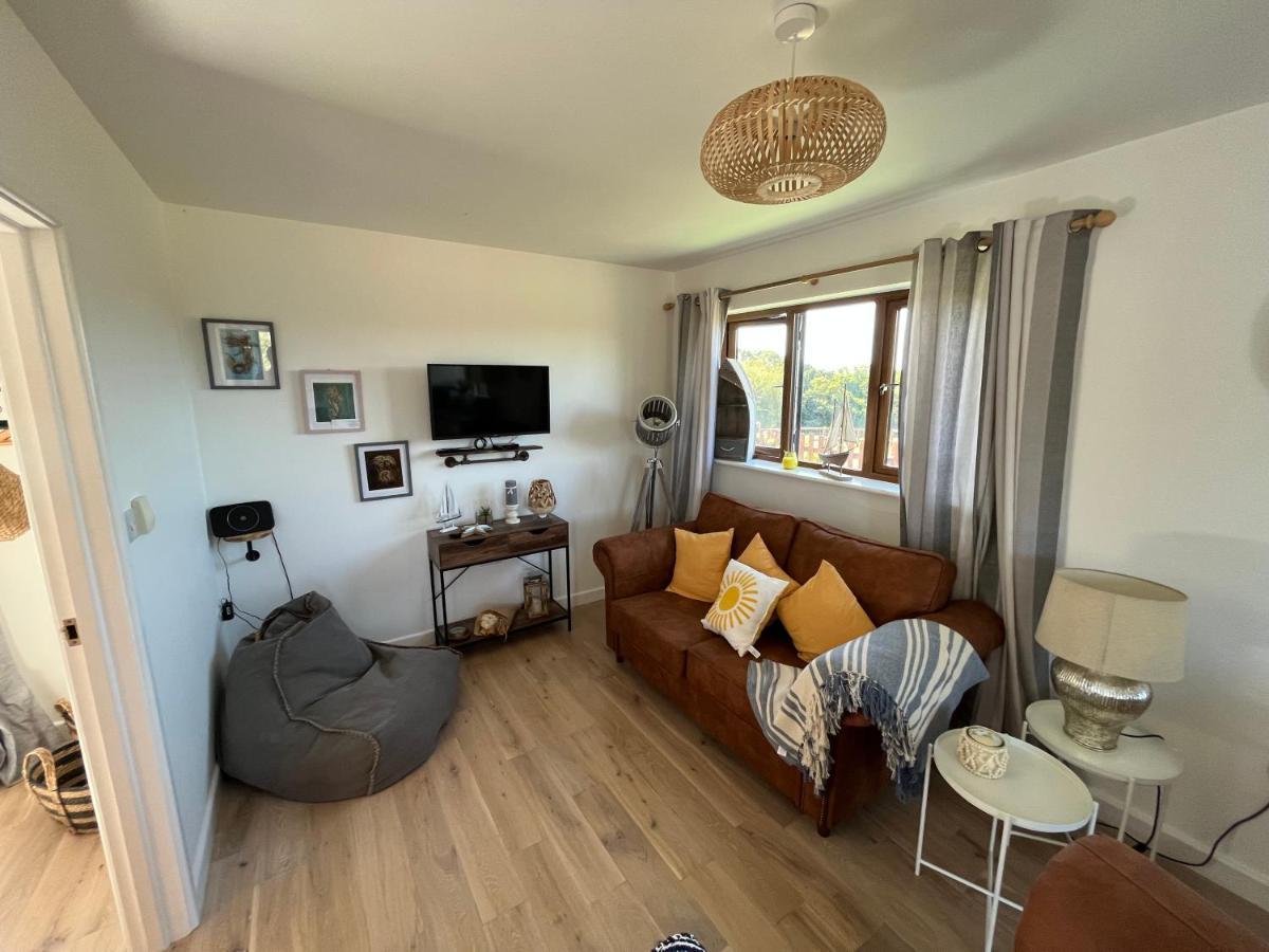 Oak Valley Lodges & Camping Pett מראה חיצוני תמונה